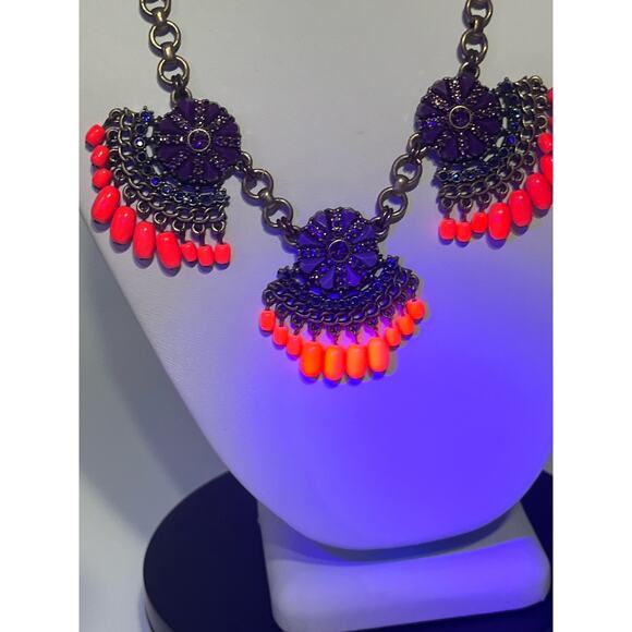 J. CREW Fan Fringe Flower Purple Orange Gold Tone Statement Bib Necklace - Picture 14 of 16
